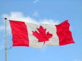 Die wehende kanadische Nationalflagge