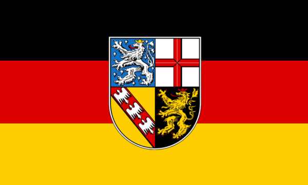 Flagge des Saarlandes mit Wappen